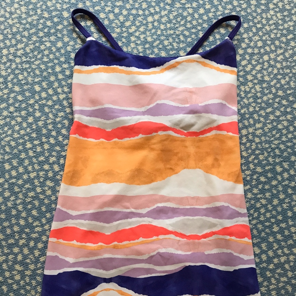 LULULEMON Dancing Warrior Tank 8